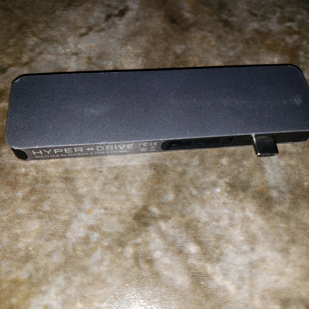 Hyperdrive MACBOOK adapter - Picture 3 of 4